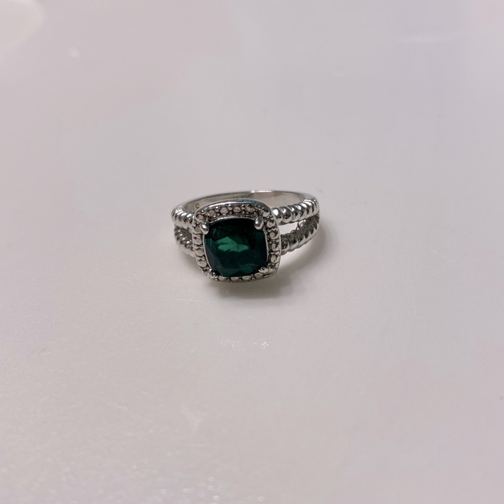 Green Garnet Ring